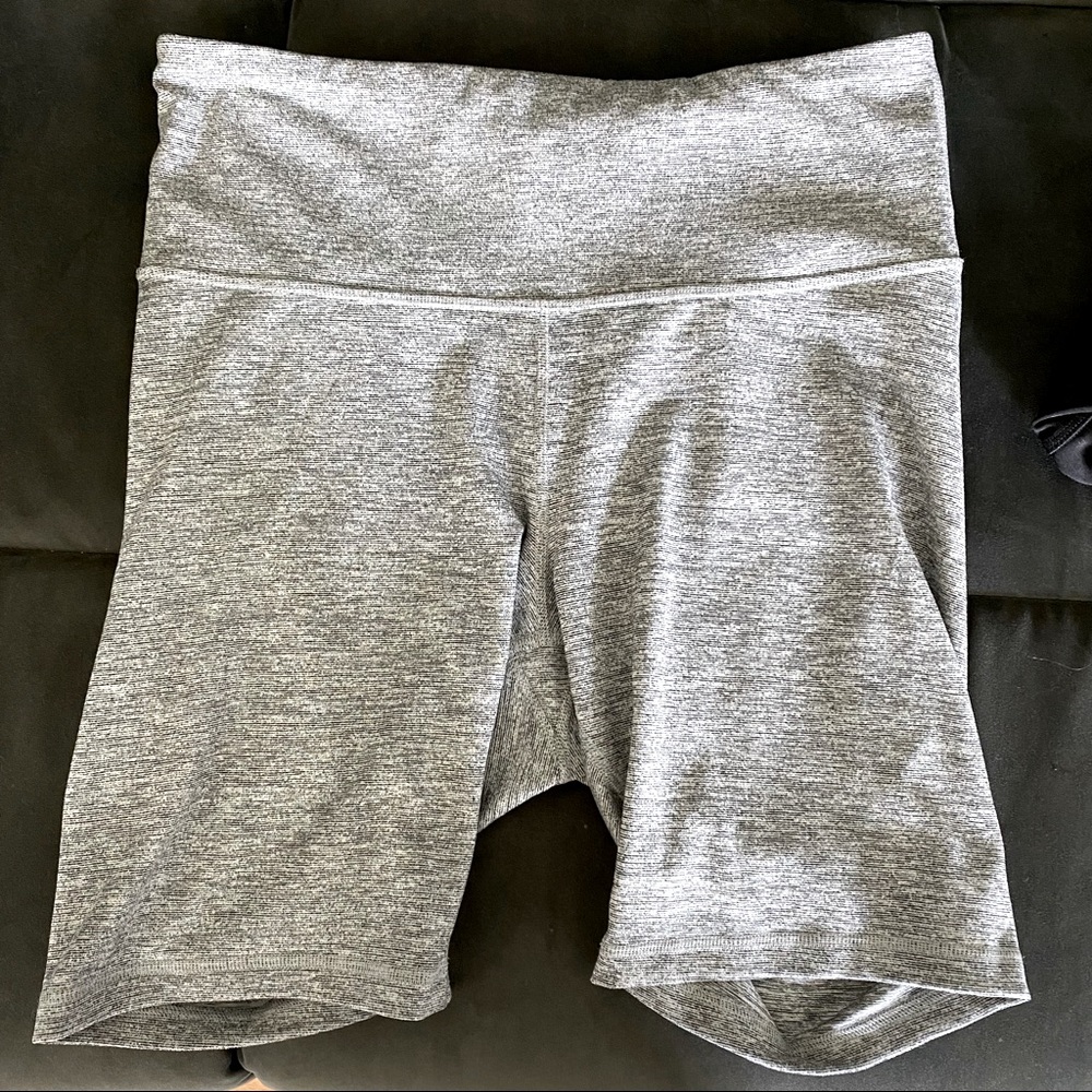 Gray Old Navy biker shorts, 8 in inseam